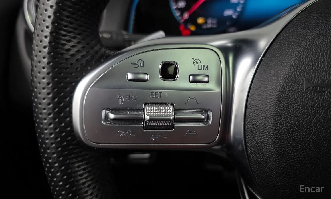 Фото 17 - Mercedes-Benz EQB