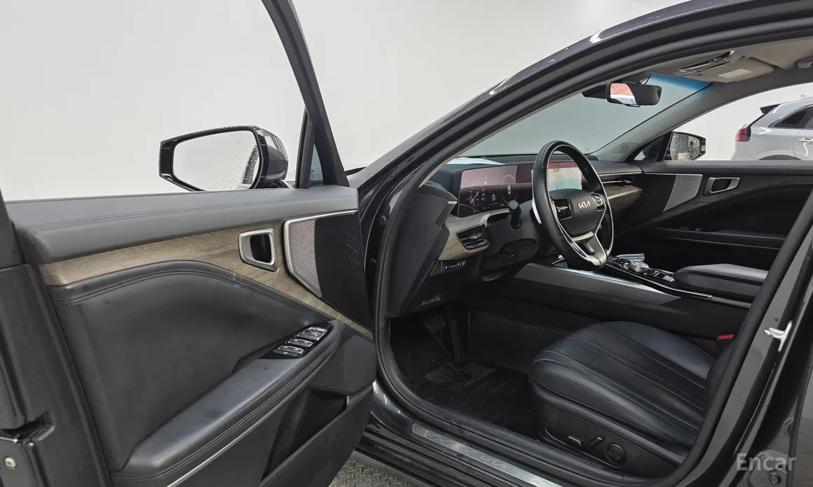 Фото 10 - Kia K8