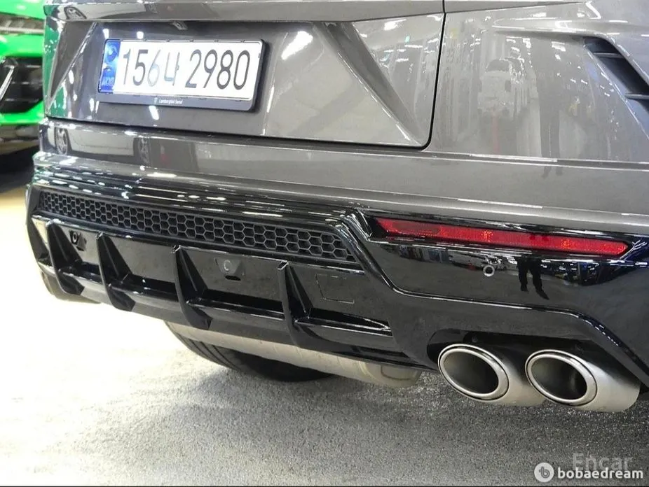 Фото 20 - Lamborghini Urus