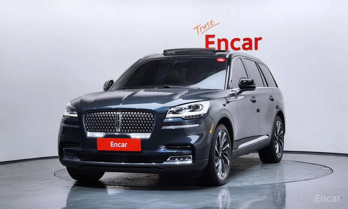 Фото 1 - Lincoln Aviator