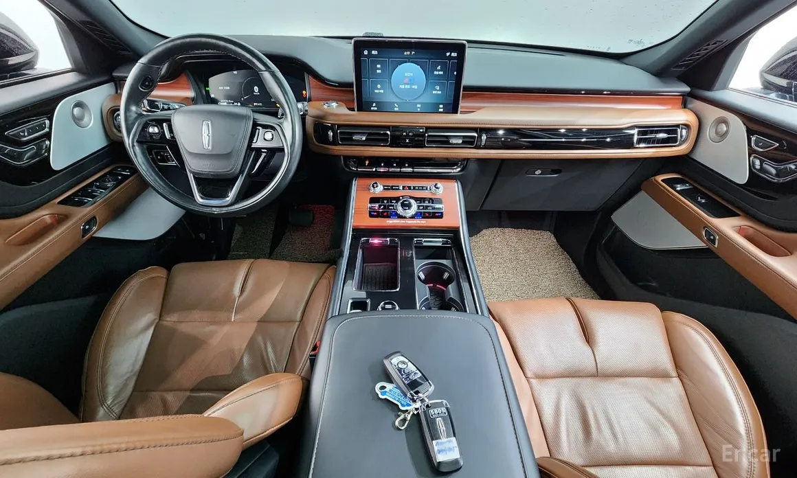 Фото 7 - Lincoln Aviator