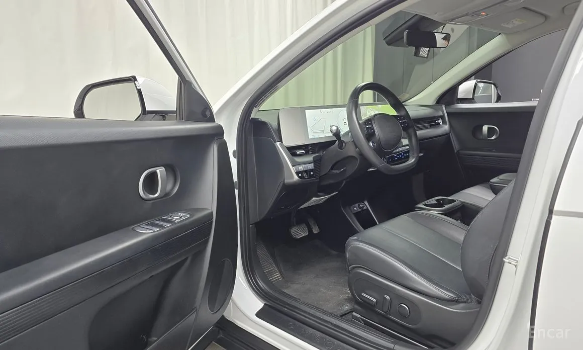 Photo 10 - Hyundai Ioniq 5