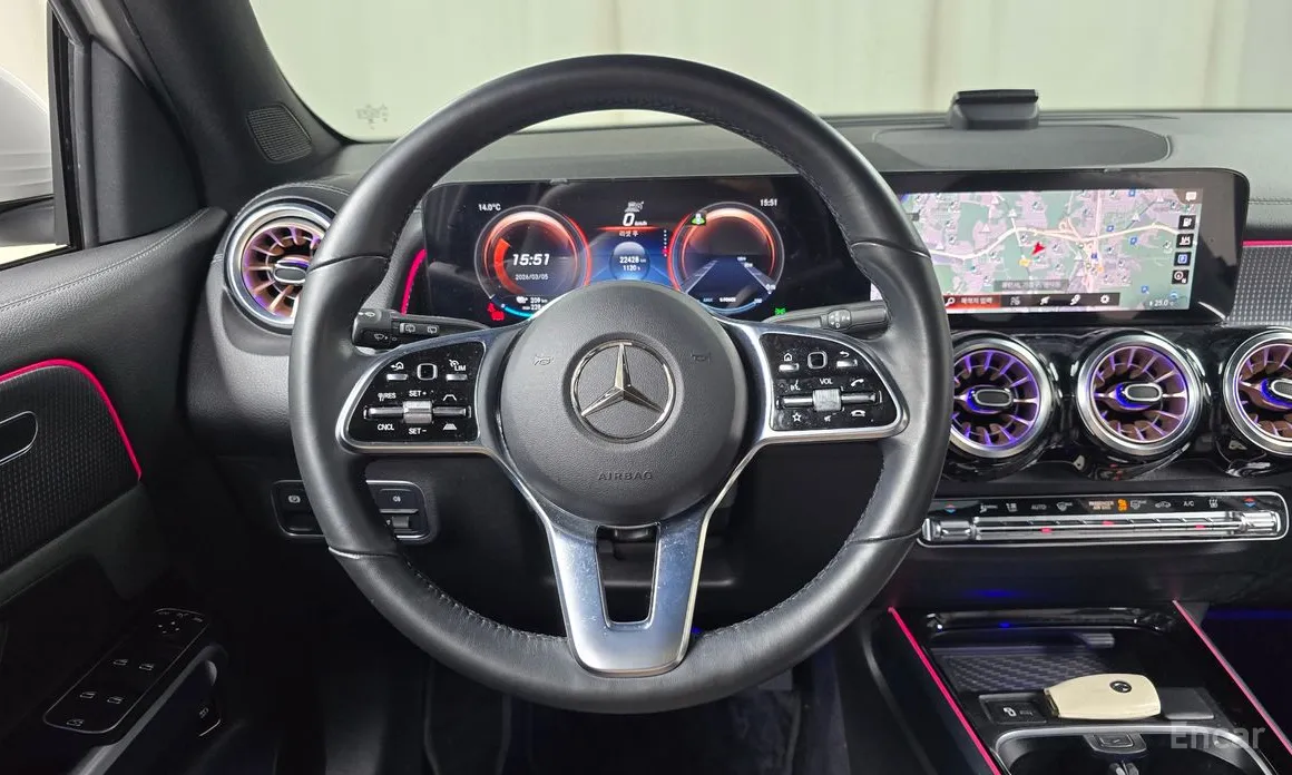 Фото 13 - Mercedes-Benz EQB