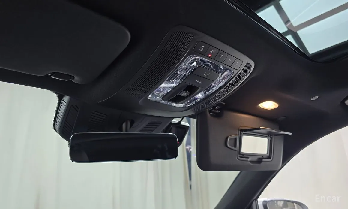 Фото 18 - Mercedes-Benz EQB