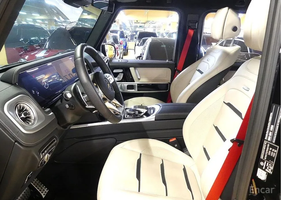 Фото 10 - Mercedes-Benz G-Class