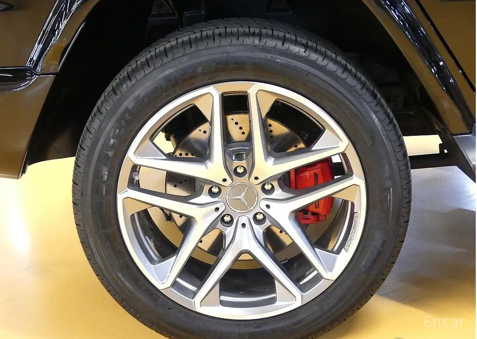 Фото 5 - Mercedes-Benz G-Class