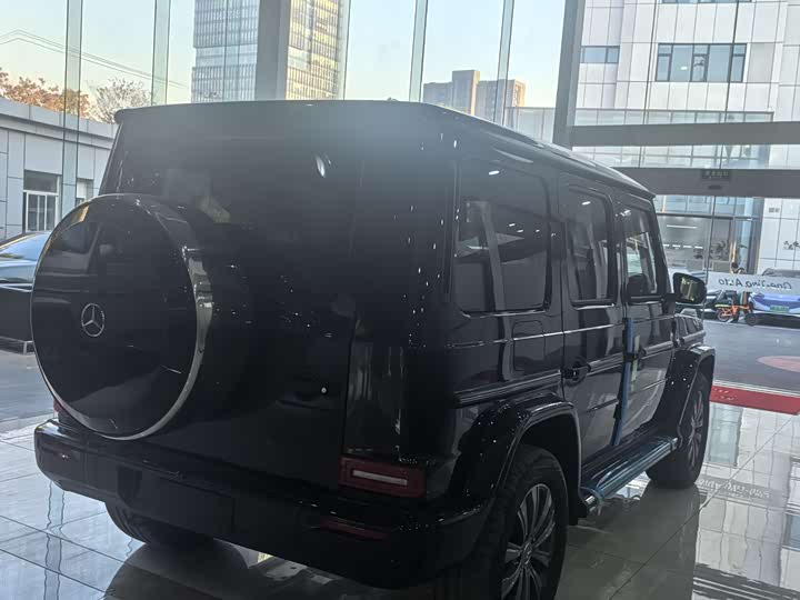 Фото 6 - Mercedes-Benz G-Class