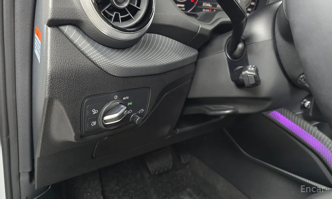 Фото 14 - Audi Q2