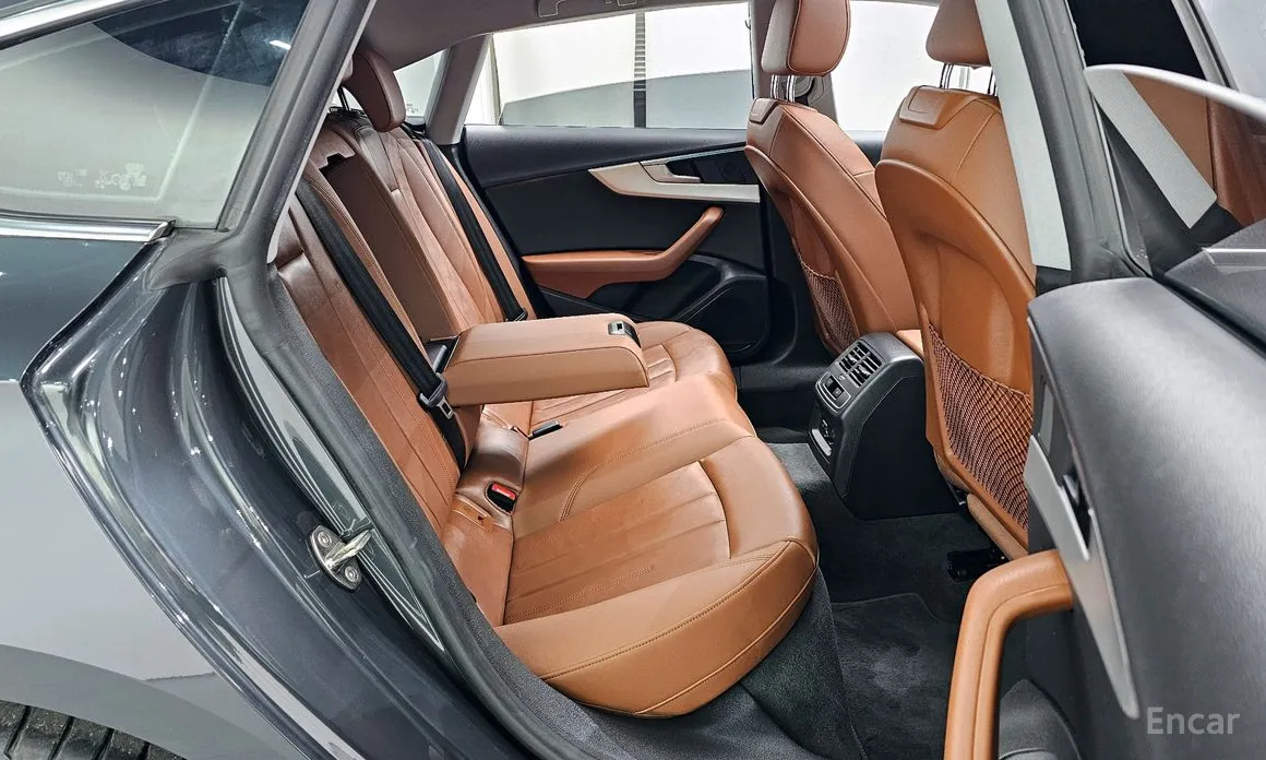 Фото 12 - Audi A5