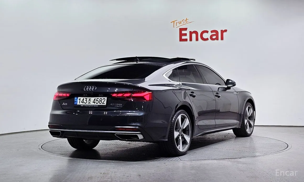 Фото 2 - Audi A5