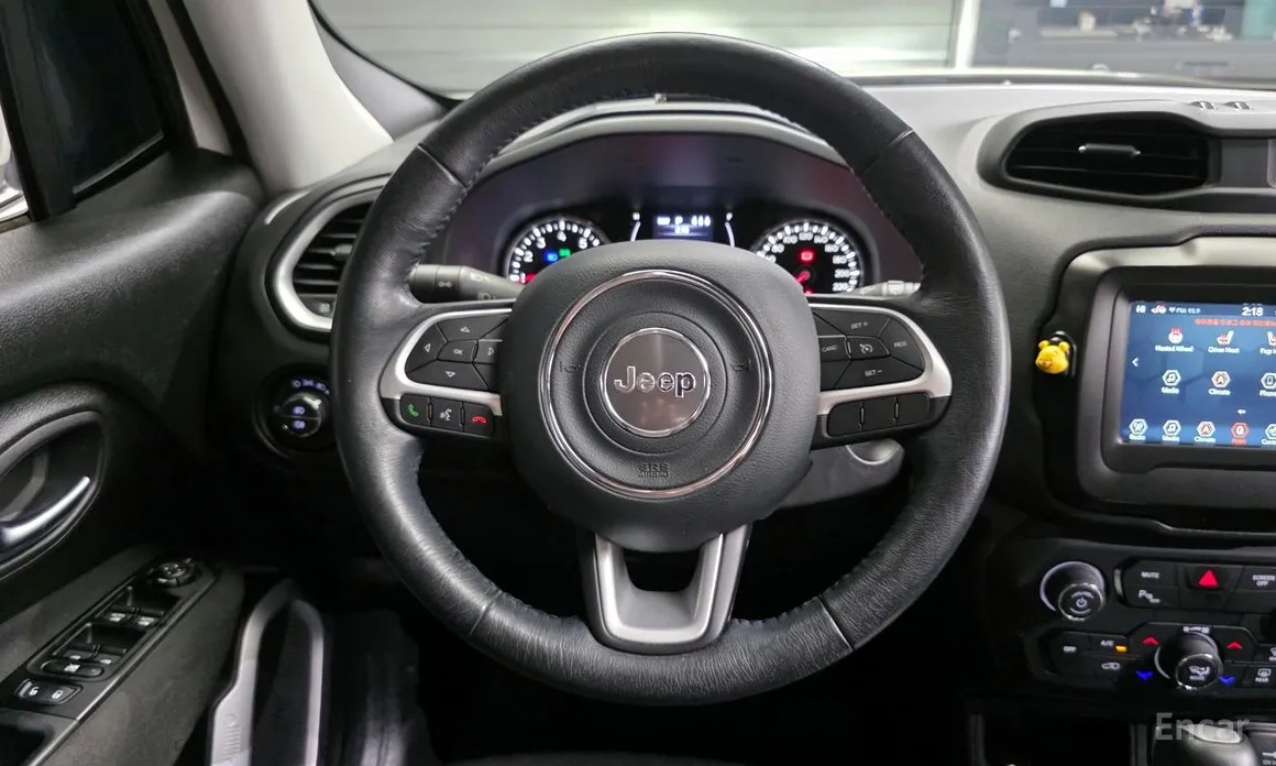 Фото 13 - Jeep Renegade