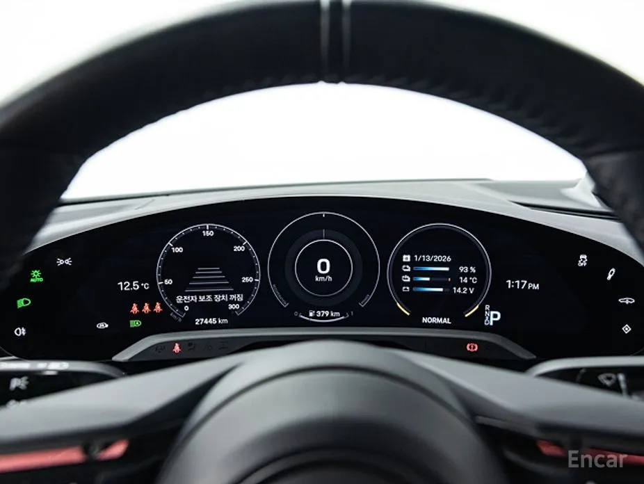 Фото 8 - Porsche Taycan