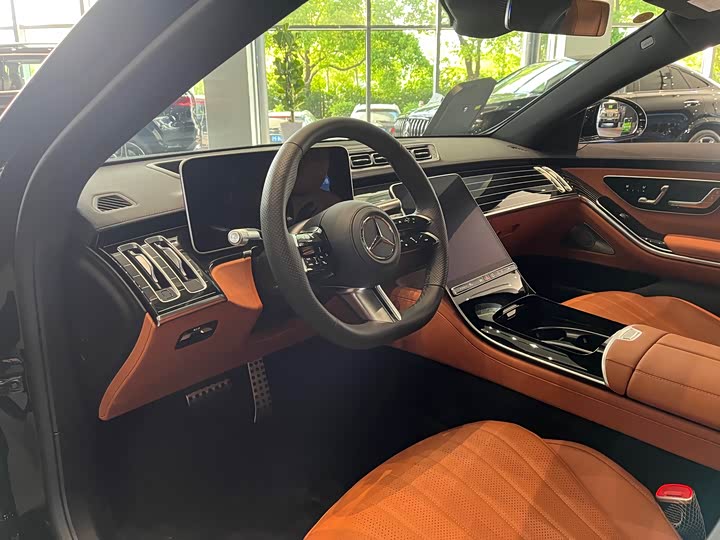 Фото 7 - Mercedes-Benz S-Class