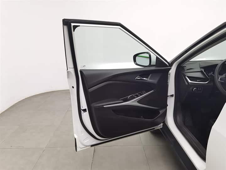 Photo 8 - Chevrolet Menlo