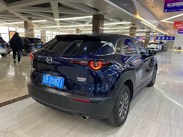 Фото 4 - Mazda CX-30