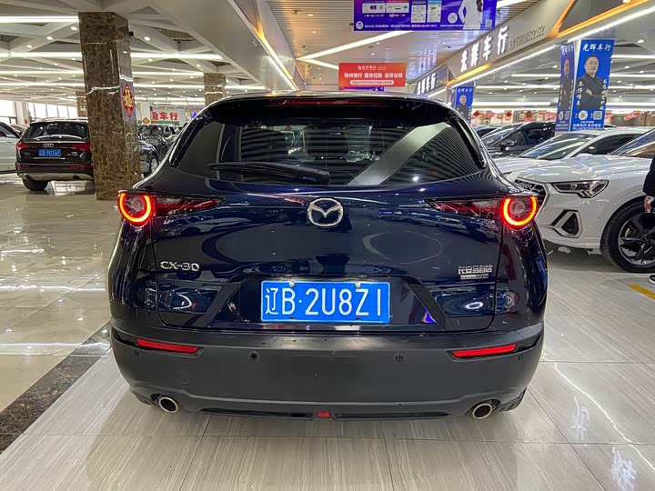 Фото 5 - Mazda CX-30