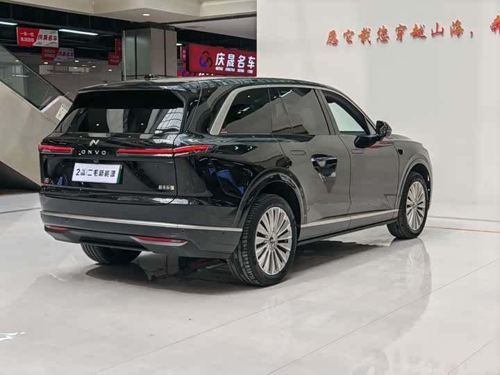 Фото 6 - Nio Onvo L90