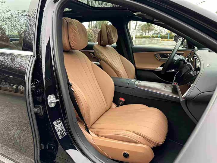 Фото 6 - Mercedes-Benz E-Class Hybrid