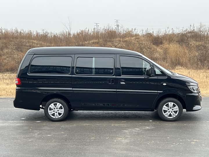 Фото 5 - Dongfeng Forthing Lingzhi M5