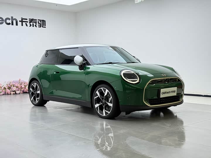 Photo 6 - Mini Cooper