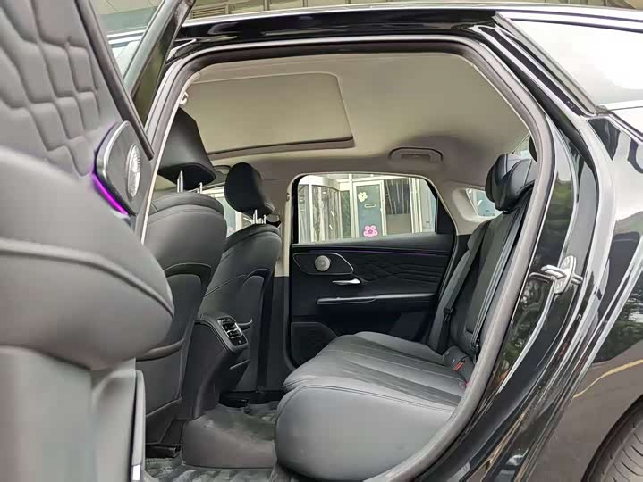 Фото 7 - Chery Arrizo 8 Pro