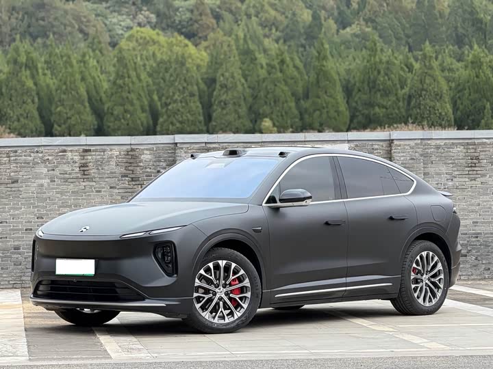 Фото 2 - Nio EC6