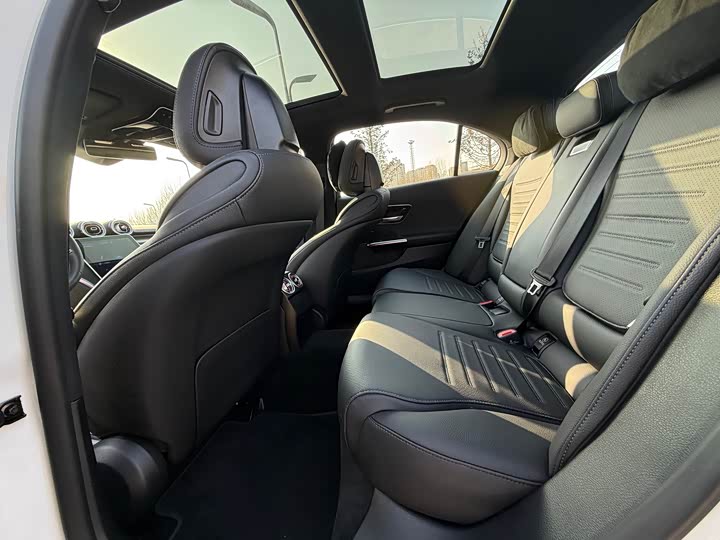 Фото 6 - Mercedes-Benz C-Class Hybrid