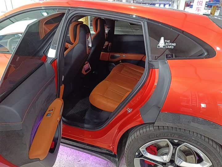 Фото 8 - Xiaomi YU7