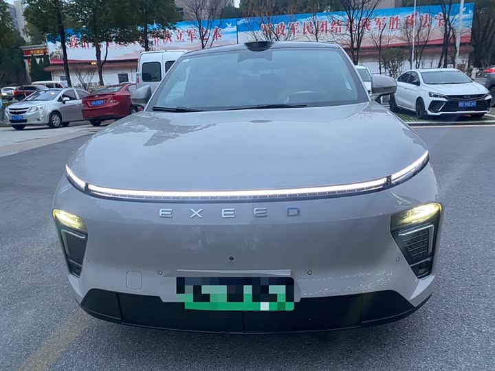 Фото 2 - Exeed Sterra ET