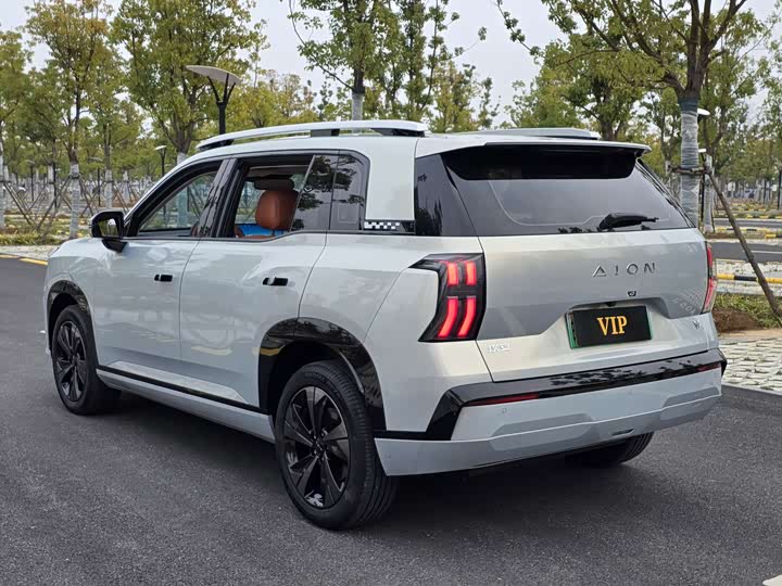 Фото 6 - GAC Aion V