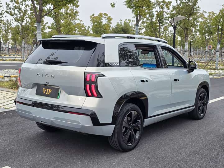 Фото 8 - GAC Aion V