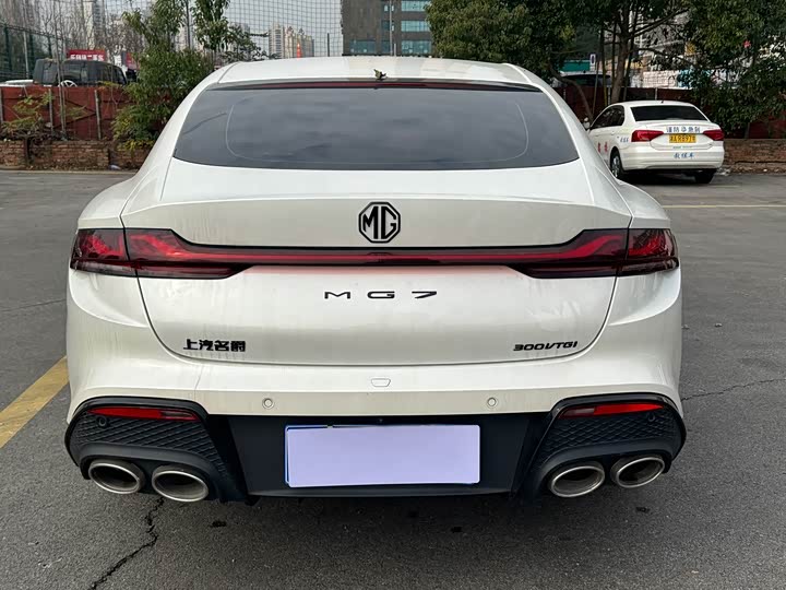 Фото 8 - MG Motor 7