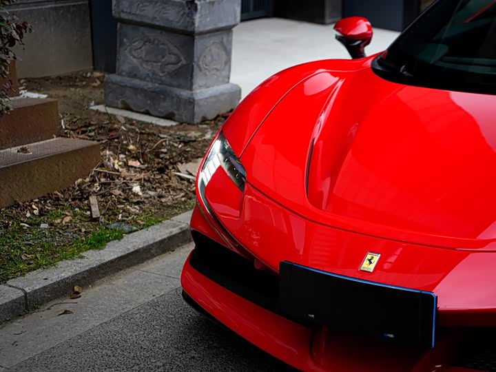 Photo 4 - Ferrari SF90