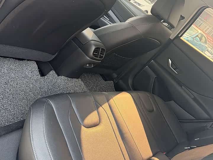 Фото 7 - Hyundai Elantra N line