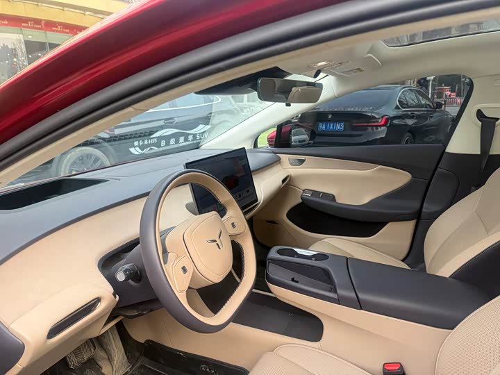 Photo 2 - Hongqi EH5 (Tiangong 05)