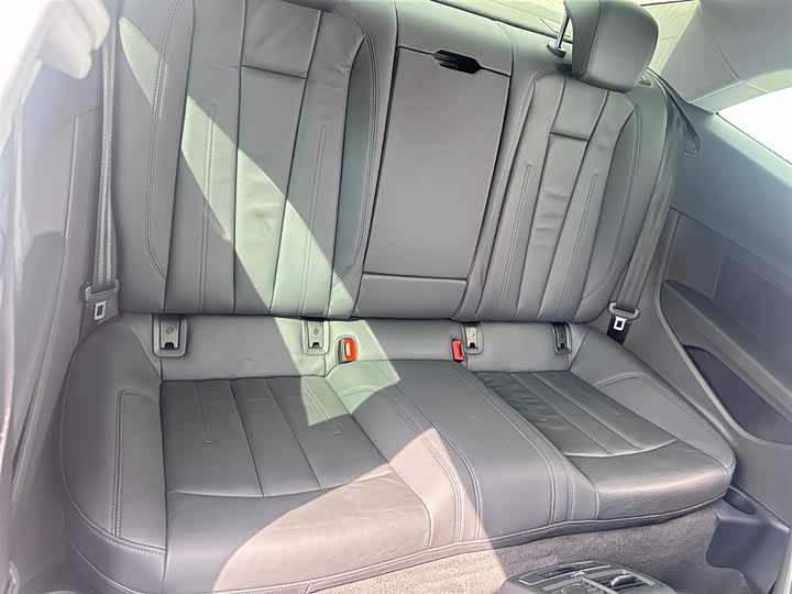 Фото 9 - Audi A5