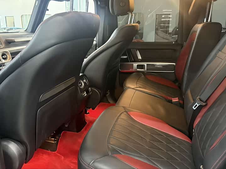 Photo 6 - Mercedes-Benz G-Class AMG