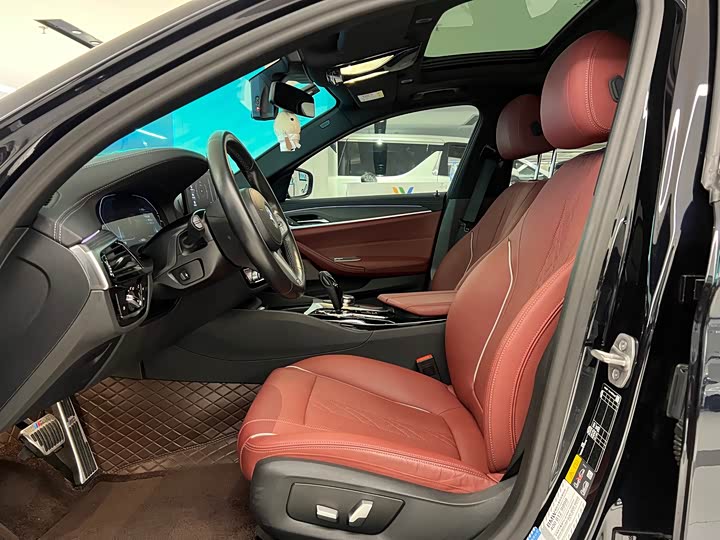 Фото 8 - BMW 5 Series Hybrid