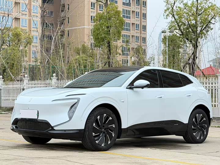 Фото 1 - Avatr 07