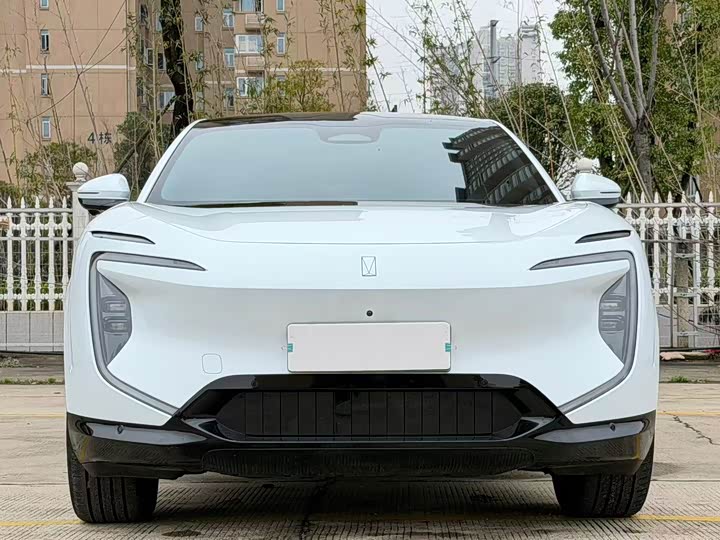 Фото 2 - Avatr 07