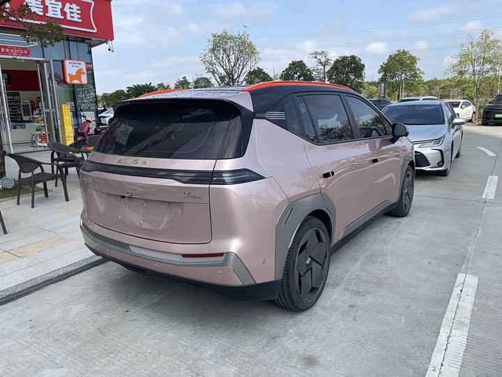 Фото 4 - GAC Aion Y