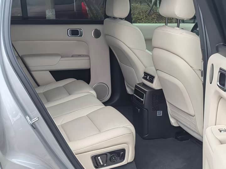 Фото 8 - LiXiang L7