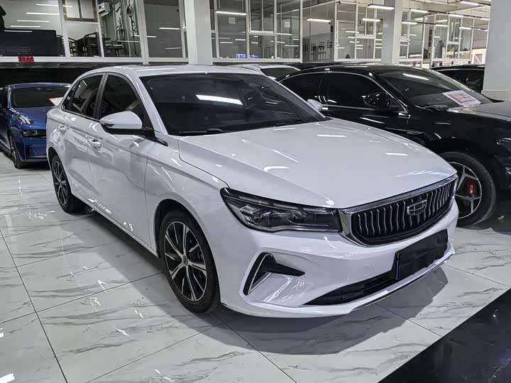 Фото 3 - Geely Emgrand