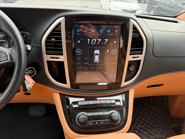 Фото 8 - Mercedes-Benz Vito