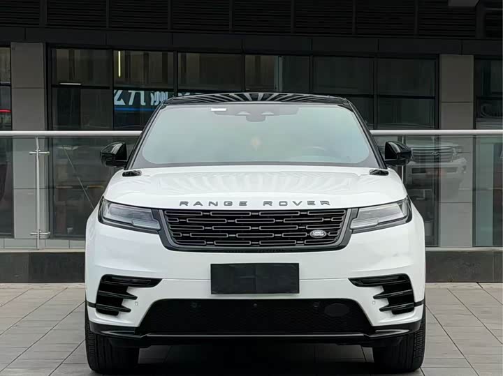 Фото 2 - Land Rover Range Rover Velar