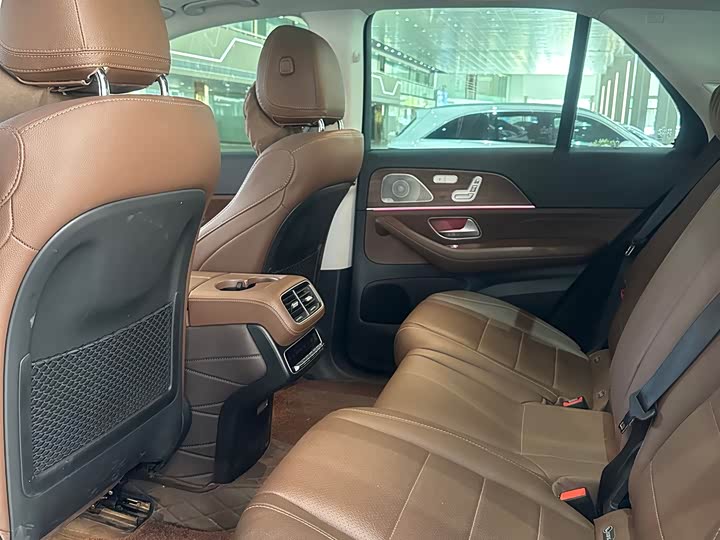 Фото 6 - Mercedes-Benz GLE-Class