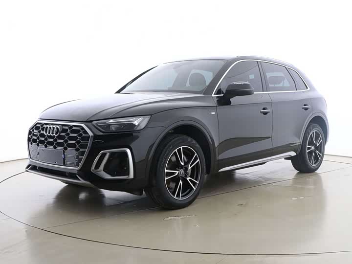 Photo 1 - Audi Q5L