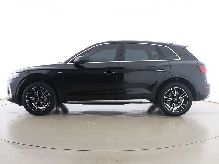 Photo 4 - Audi Q5L