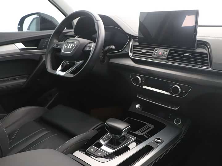 Photo 7 - Audi Q5L