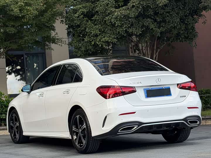 Фото 9 - Mercedes-Benz A-Class